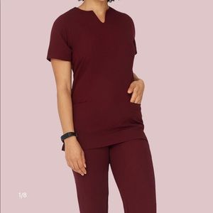 Mandala scrubs wine red set size S